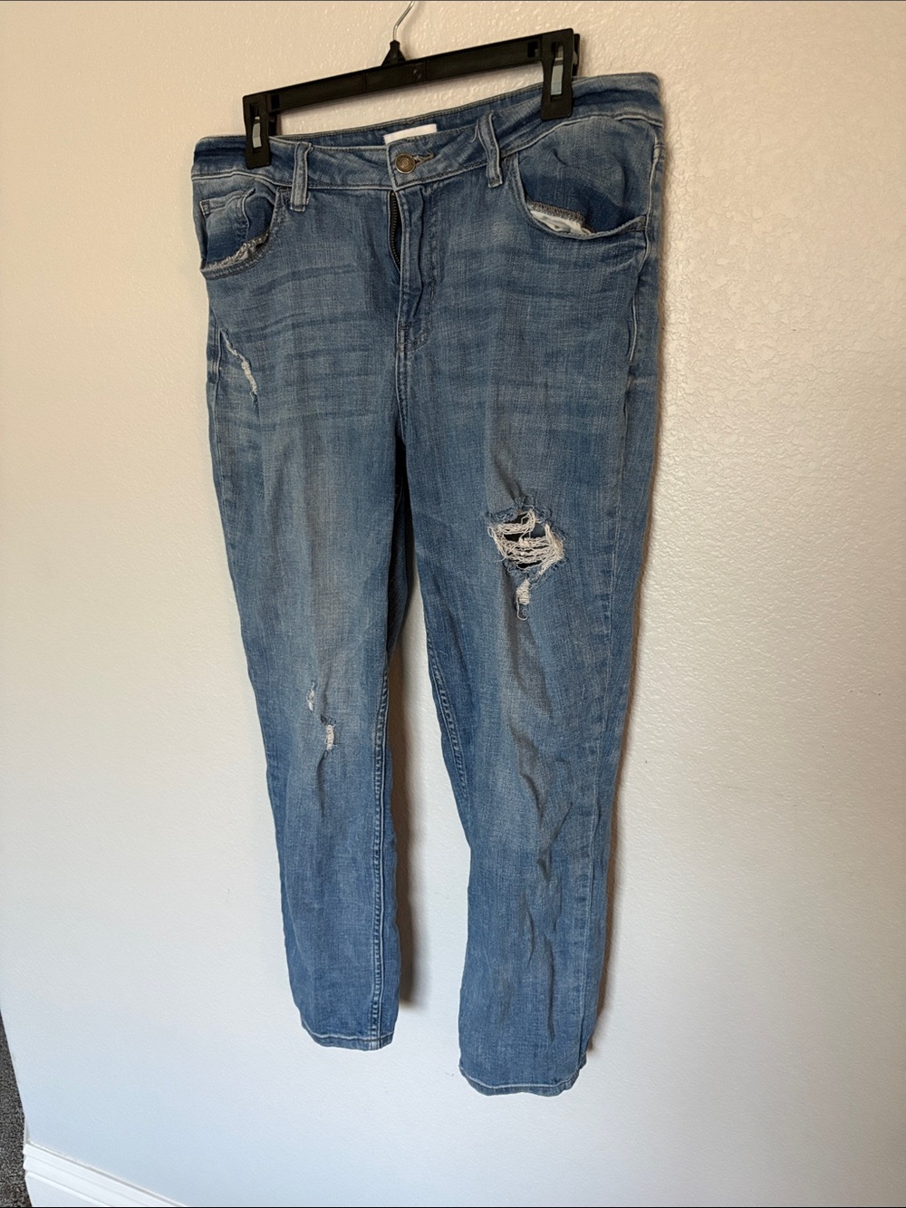 Light Wash Distressed Boyfriend Jeans